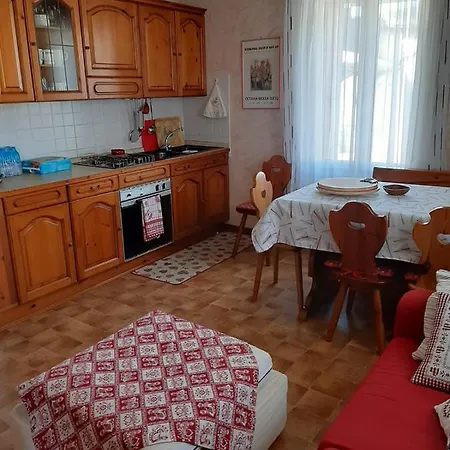 Appartamento Lilli's Confortevole Vicino Ad Asiago Roana